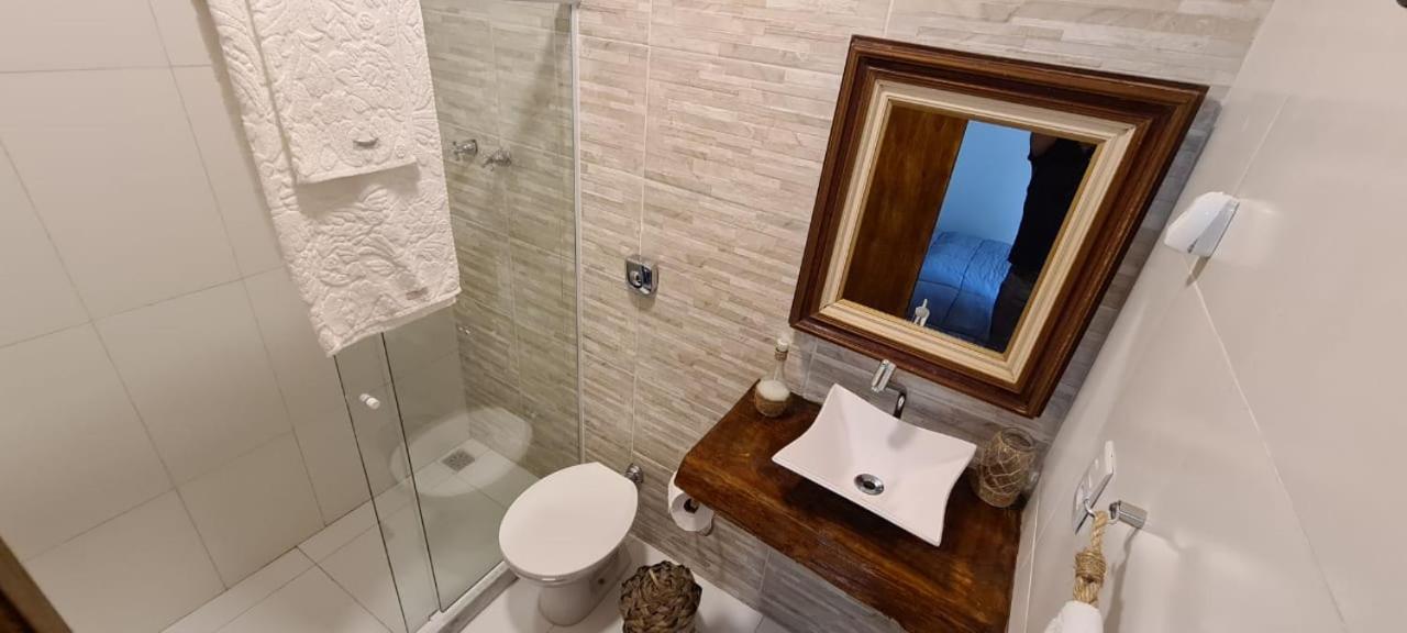 Pousadinha La Em Casa Homestay